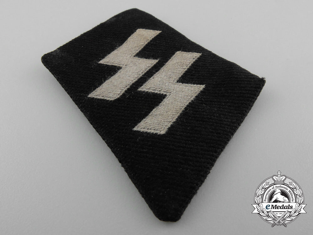a_waffen-_ss_em/_ncos_bevo_runic_collar_tab_c_6939