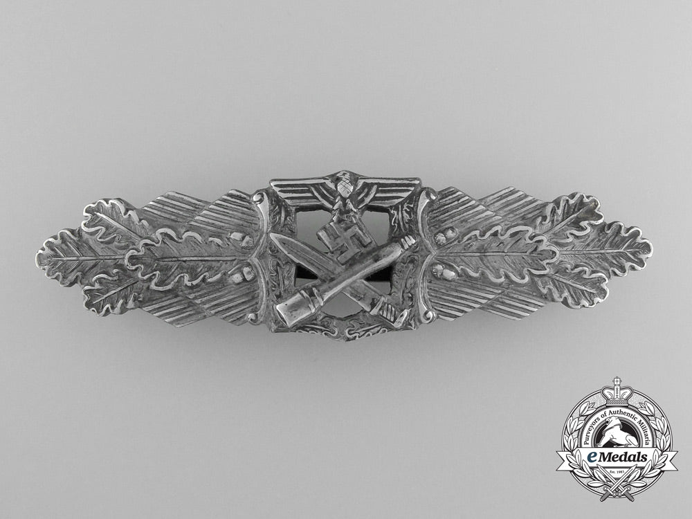 germany,_heer._a_close_combat_clasp,_silver_grade,_by_rudolf_souval_c_7036_1_1