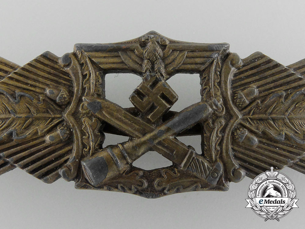 a_bronze_grade_close_combat_clasp_by_a.g.m.u.k._c_7060