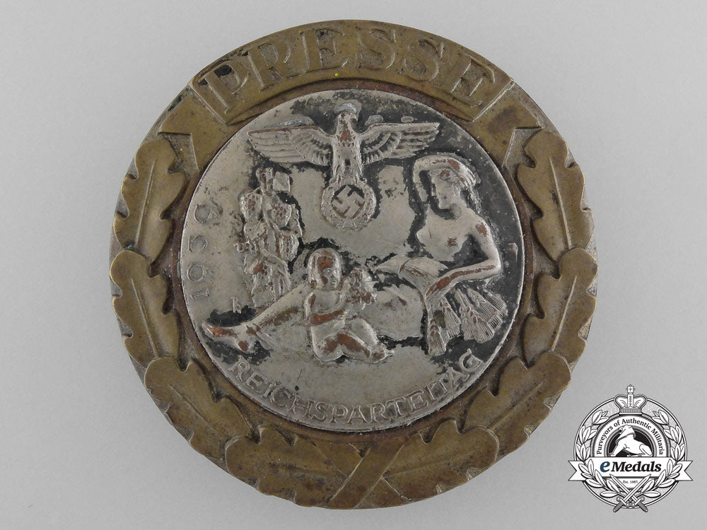 germany,_nsdap._a_press_badge_for1939_reichsparteitag_rally_at_nuremberg_c_7158_1_1