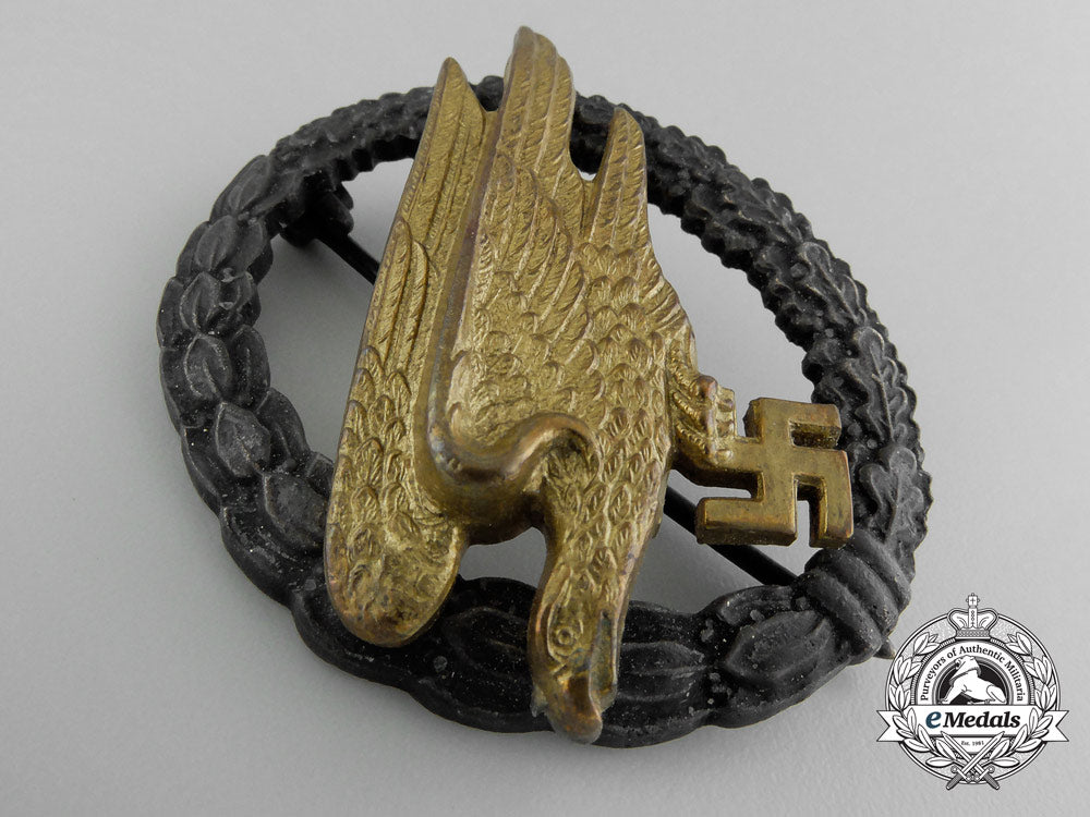a_luftwaffe_fallschirmjäger_badge_by_berg&_nolte,_lüdenscheid_c_7361