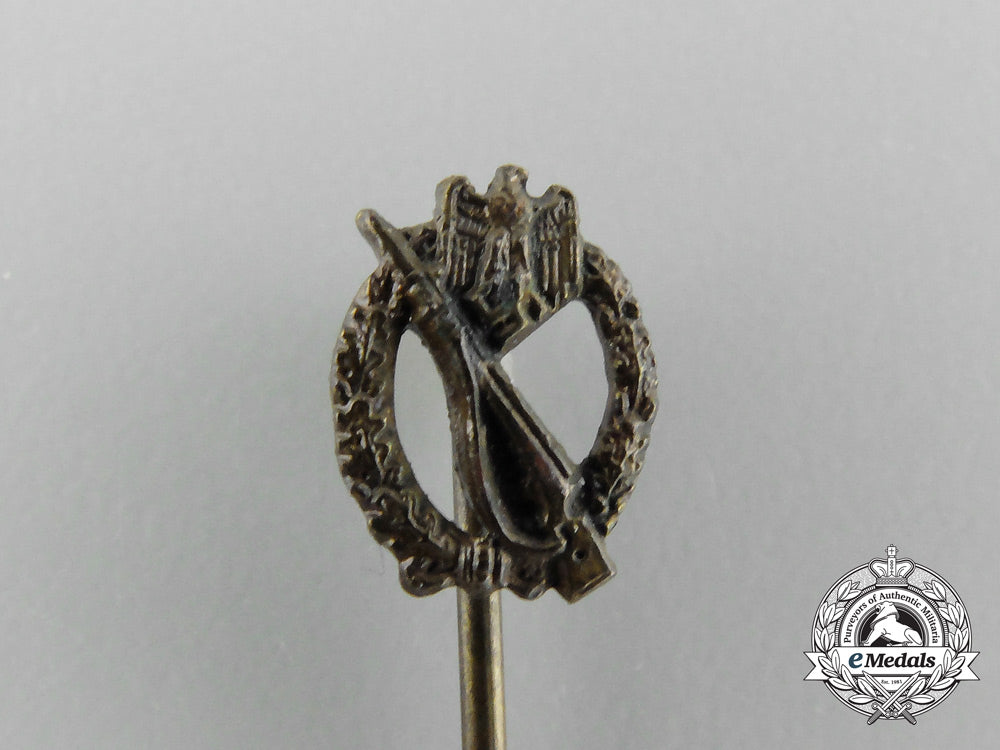 a_set_of_second_war_german_miniature_stickpins_c_7481