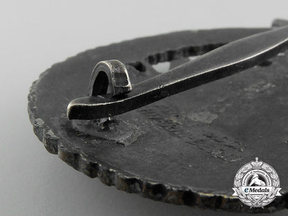 a_kriegsmarine_high_seas_fleet_badge_by_schwerin,_berlin_c_7494_1