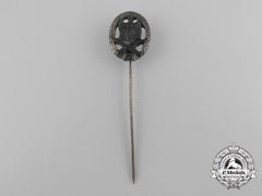 A Miniature 50 General Assault Badge