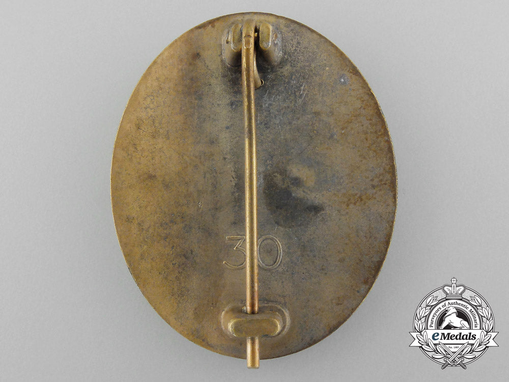 an_early_gold_grade_wound_badge;_marked30_c_7562