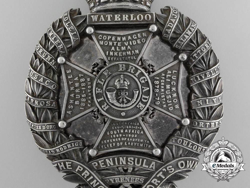 united_kingdom._a_rifle_brigade_belt_plate_in_sterling_silver,1918_c_7838