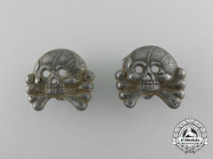 A Set Of Panzer Collar Insignia Pair
