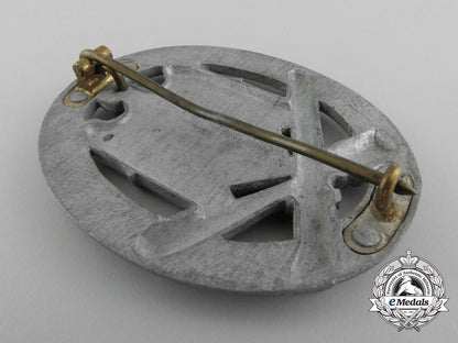 a_general_assault_badge;_unmarked_c_7986