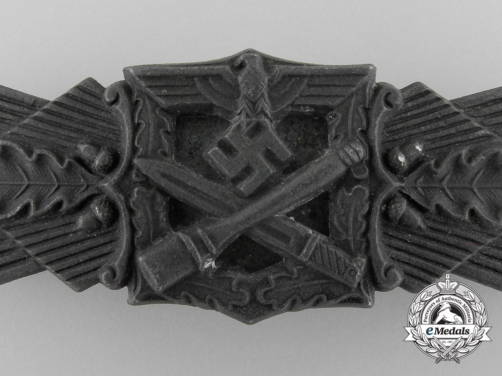 a_bronze_grade_close_combat_clasp_by_friedrich_linden,_lüdenscheid_c_8194