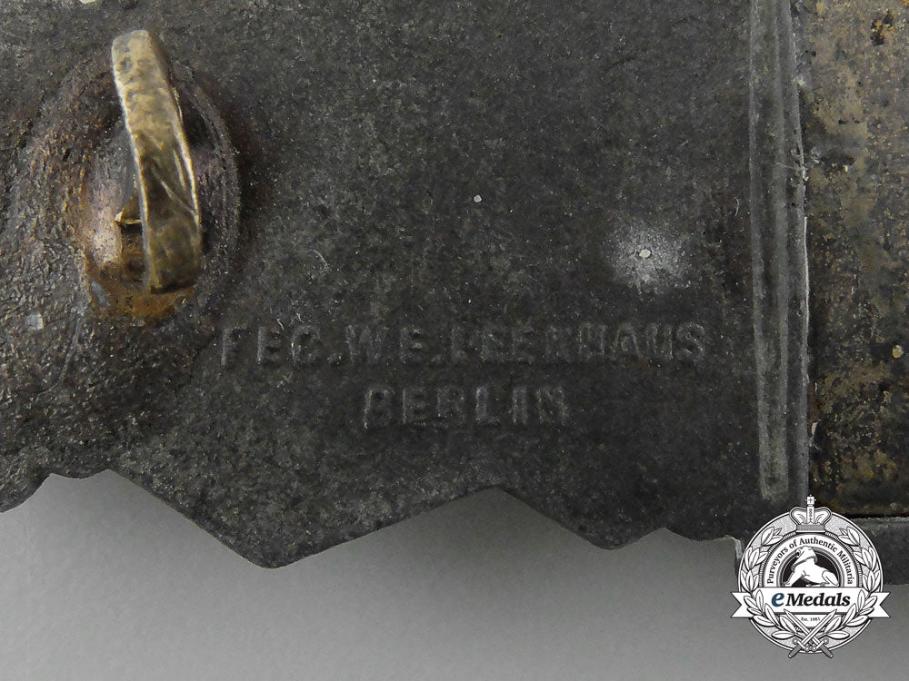 a_bronze_grade_close_combat_clasp_by_friedrich_linden,_lüdenscheid_c_8196