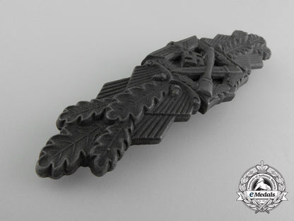 a_bronze_grade_close_combat_clasp_by_friedrich_linden,_lüdenscheid_c_8198