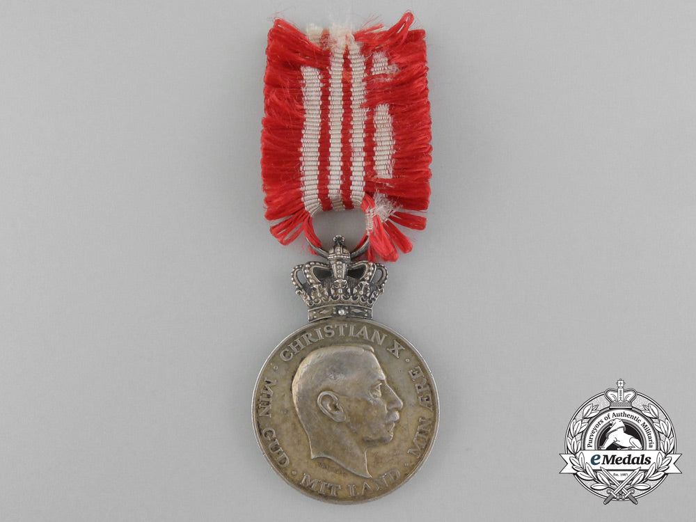 a_danish_award_for_participation_in_allied_military_service;1940-1945_c_8573
