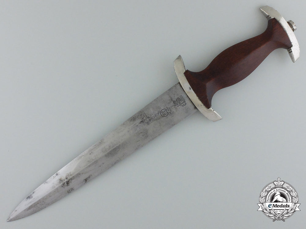 an_sa_dagger_by_carl_eickhorn,_solingen1939_c_861_1