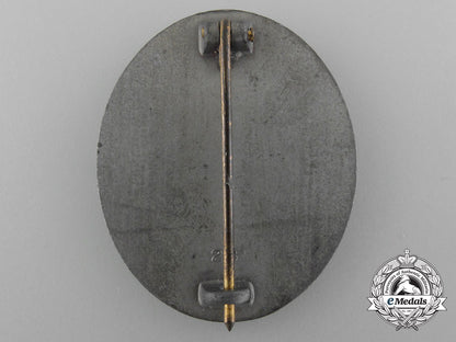 a_german_second_war_wound_badge_by_eugen_schidthaussler;_gold_grade_c_8745_1