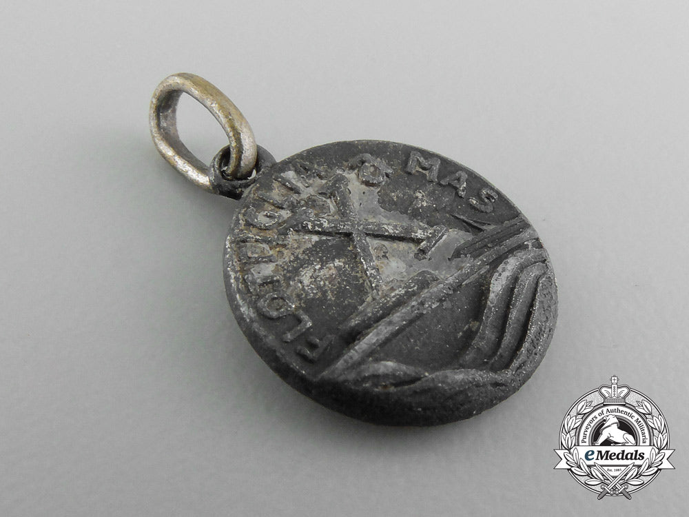 italy._an_extremely_rare_medal_of_decima_flottiglia_mas(_italian_commando_frogman_unit)_c_8881