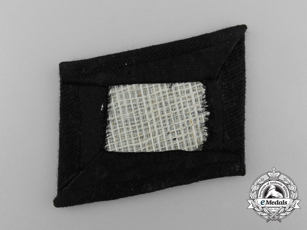 a_waffen-_ss_em/_ncos_bevo_runic_collar_tab_c_8973
