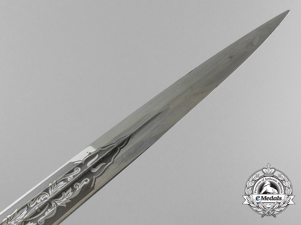 a_kriegsmarine_officer’s_dagger_by_carl_eickhorn_c_9052