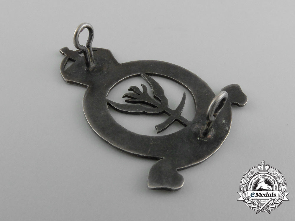 a_rhodesian_air_force_central_flying_school_instructor’s_cap_badge_c_9117