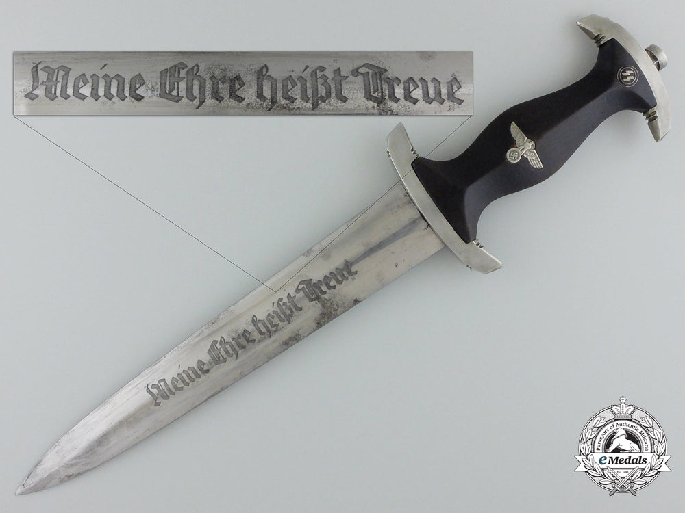 a_himmler_inscribed_ss_dagger_by_carl_eickhorn,_solingen_c_913