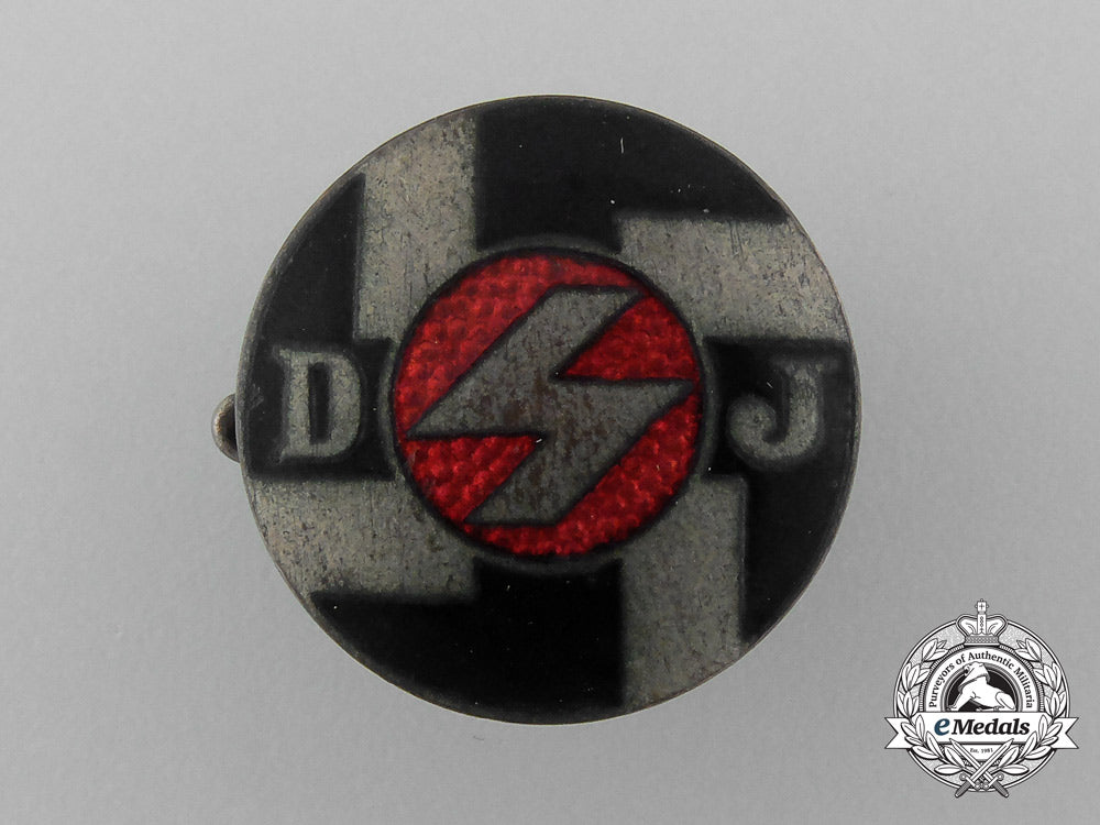 a_deutsches_volk(_dj)_membership_badge_c_9190