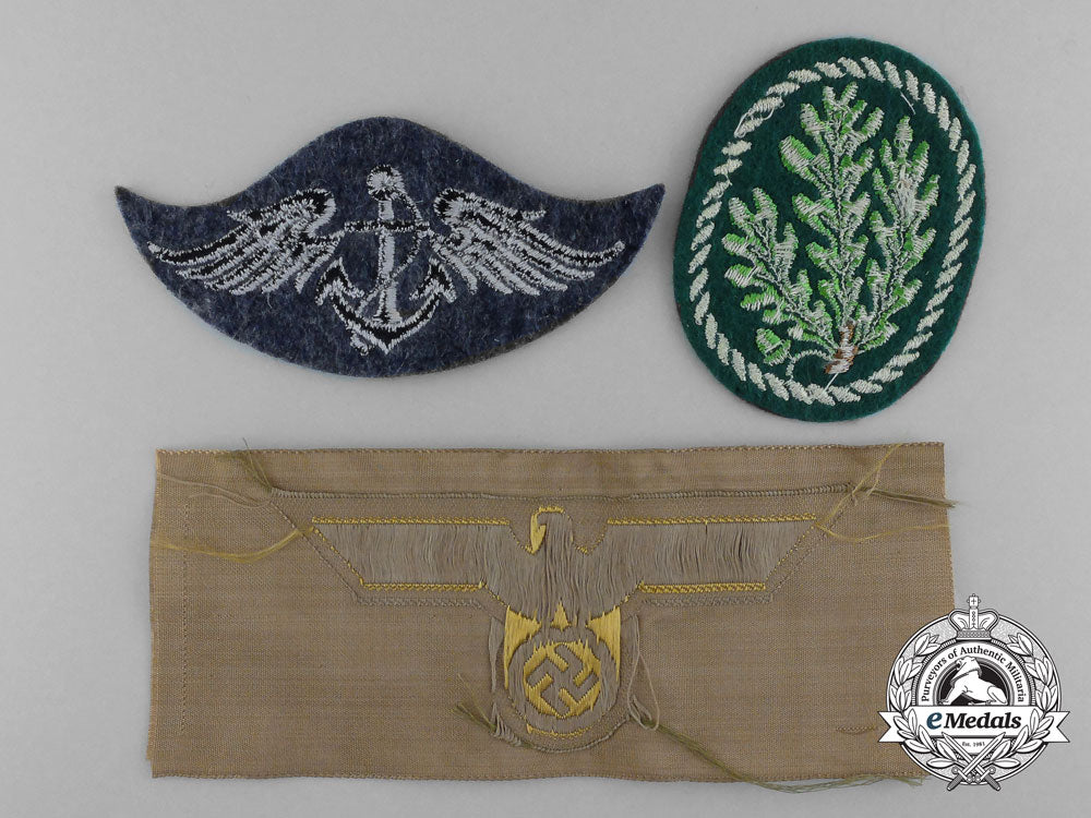 a_lot_of_three_second_war_german_insignia_c_9343