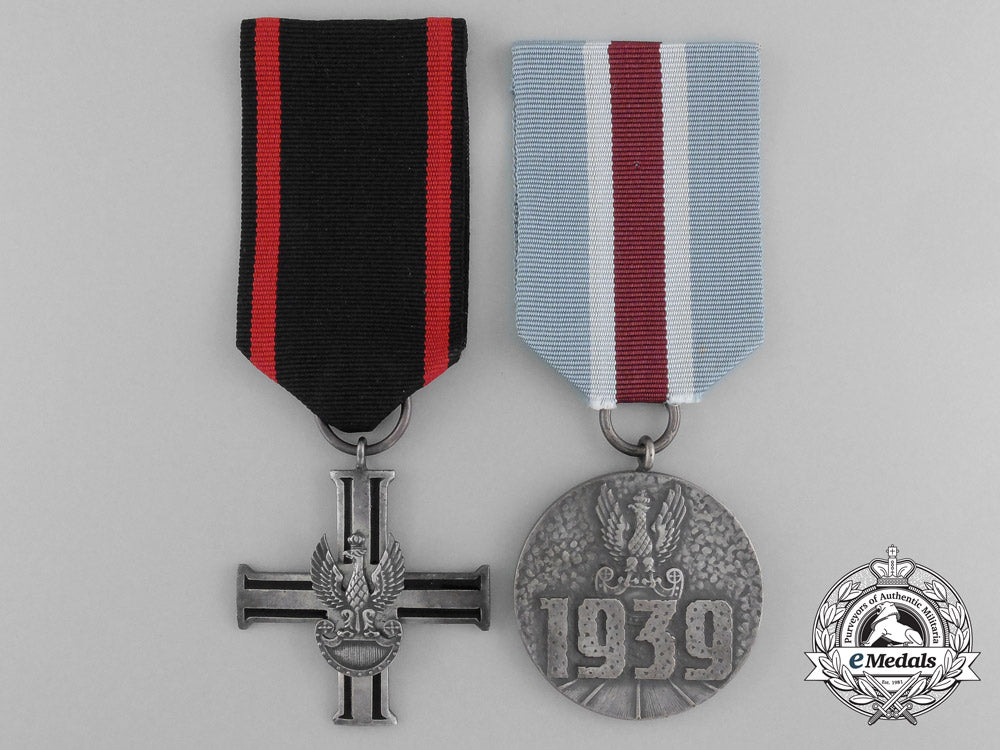 poland._a_pair_to_the_head_of_the_bureau_for_veterans_and_persons_persecuted_c_9525_1_1_1_1_1