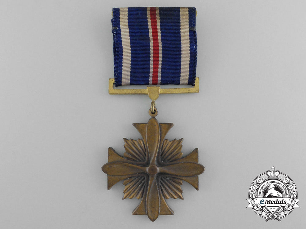 a_vietnam_war_period_american_distinguished_flying_cross_c_9591