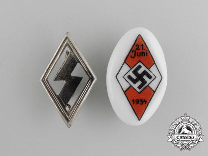 a_lot_of_two_german_hj/_dj_badges_c_9930
