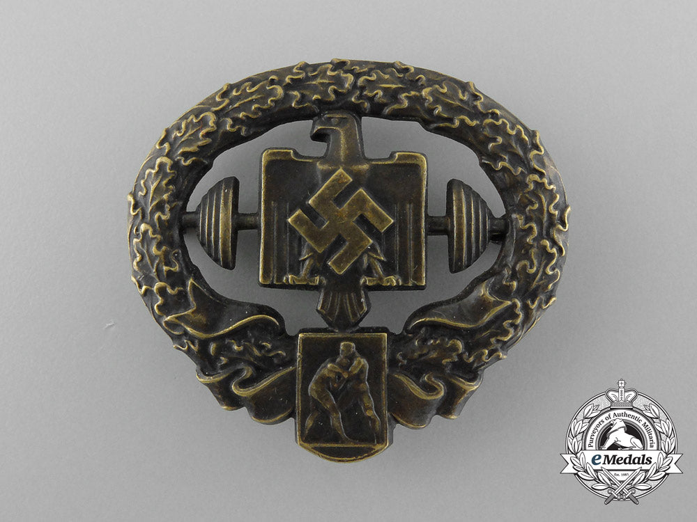 a_heavy_athletics_sports_badge_c_9974_1