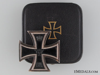 cased_iron_cross1_st._class1914,_sy_and_wagner_cased_iron_cross_531dfa4dcdb3c