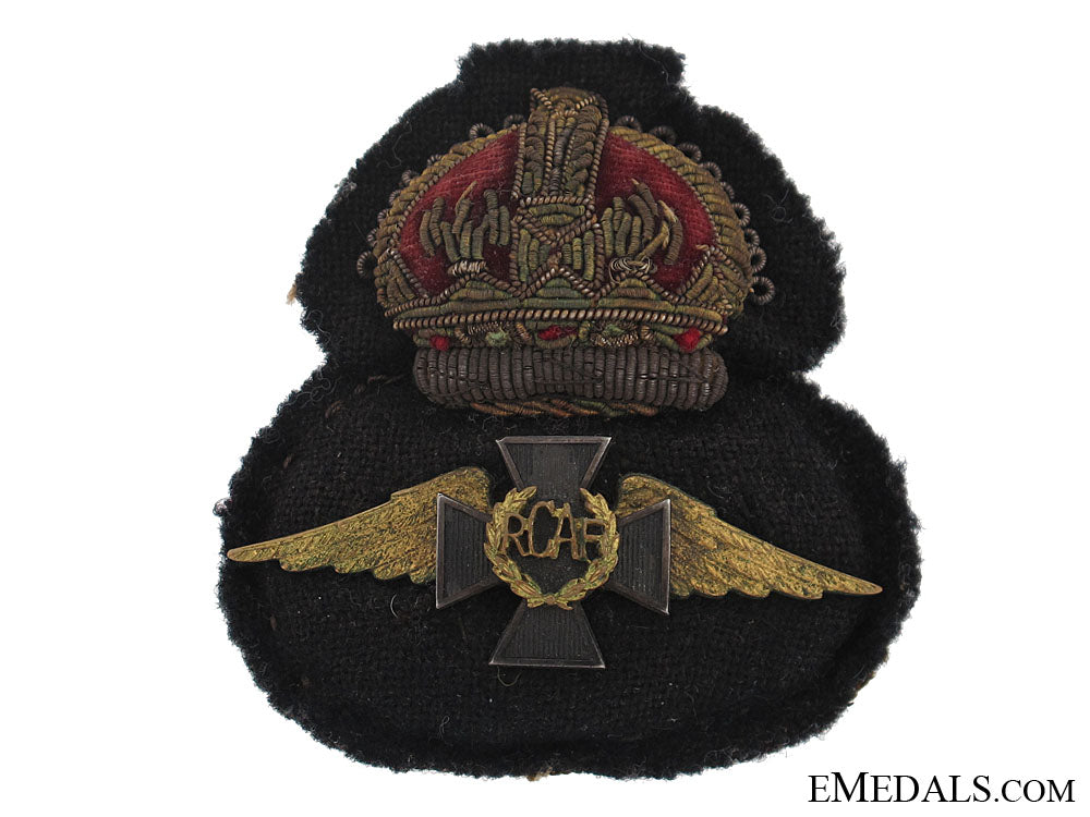 a_rare_wwii_royal_canadian_air_force_chaplain's_cap_badge_cb727