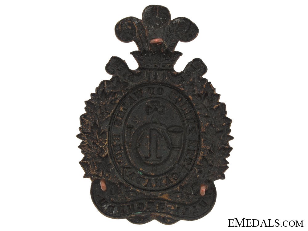 first_prince_of_wales_regiment_helmet_plate_cb728a