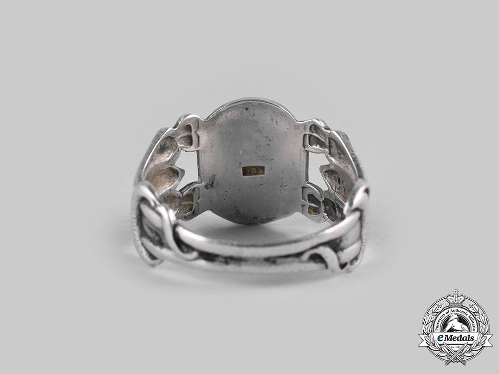 germany,_third_reich._a_silver_totenkopf_ring_cbb_0190_c20_02112