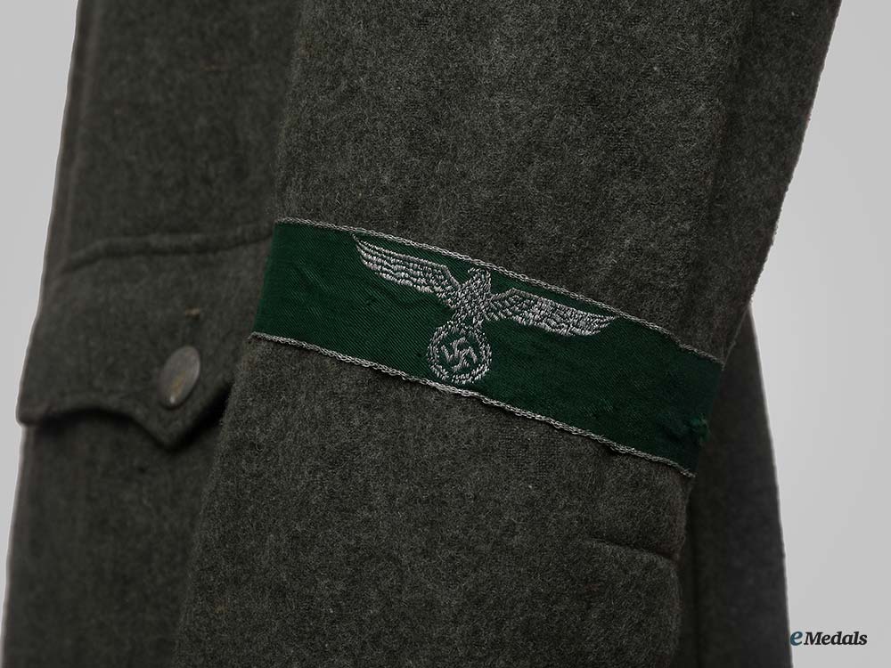germany,_third_reich._a_service_tunic_for_a_land_customs_zollassistant_in_ss_service_cbb_7139-_1__2