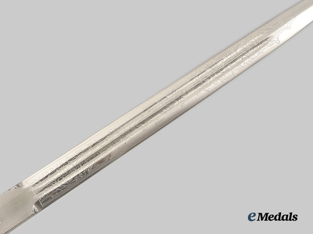 germany,_weimar_republic._a_reichsmarine_officer’s_dagger_cbb_8030_1