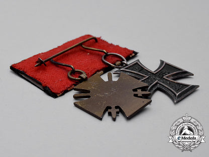 a_first_war_german_iron_cross_medal_bar_grouping_cc_0137