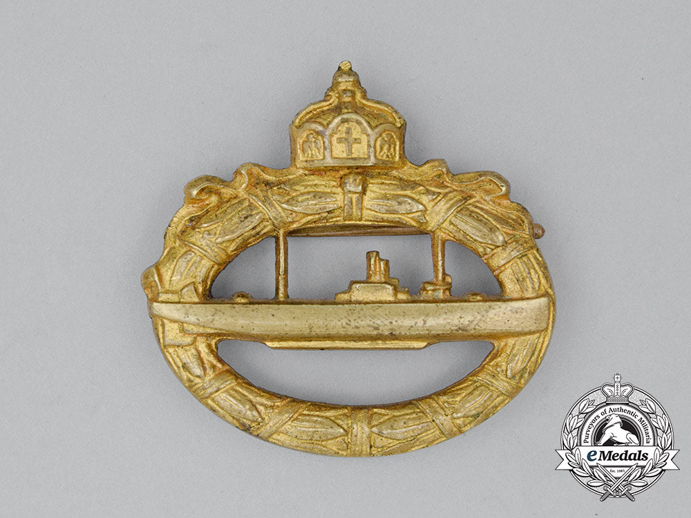 a_first_war_german_imperial_submarine_badge_cc_0143