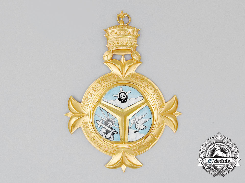 an_ethiopian_order_of_the_holy_trinity;_grand_cross_set_in_case_cc_0278