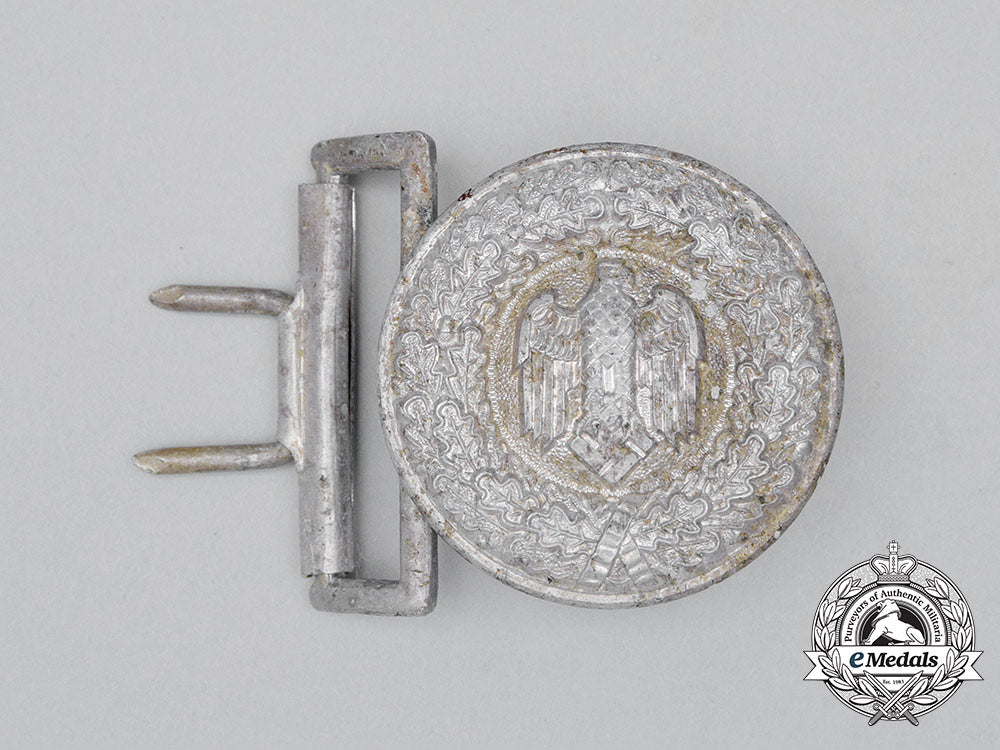 a_third_reich_period_wehrmacht_heer(_army)_officer’s_belt_buckle_cc_0389