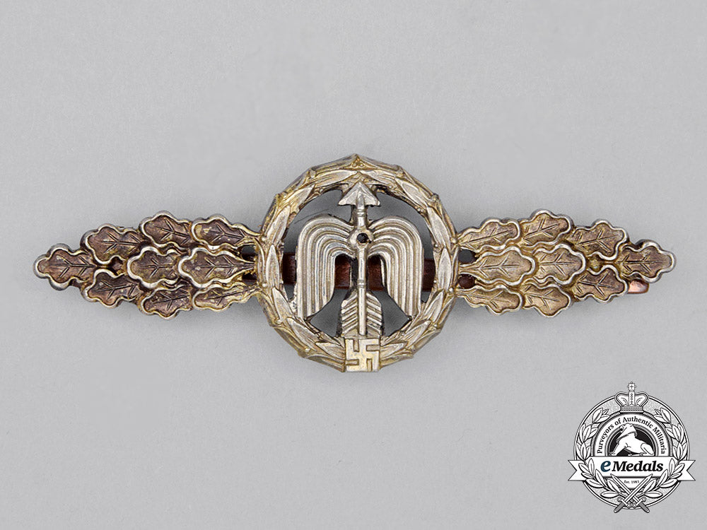 a_silver_grade_luftwaffe_squadron_clasp_for_short_range_day_fighters_cc_0480