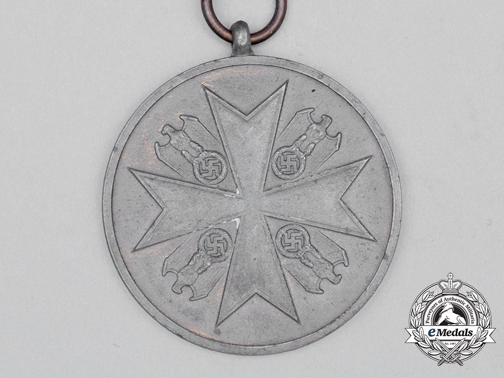 a_third_reich_period_german_eagle_order_merit_medal_cc_0525