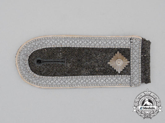 a_single_wehrmacht_heer(_army)_infantry_feldwebel_shoulder_board_cc_0583