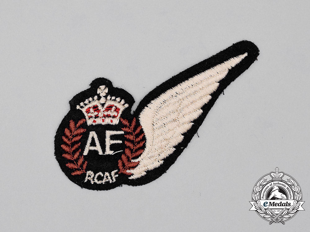 a_second_war_royal_canadian_air_force(_rcaf)_aero_engineer(_ae)_wing,_scarce_cc_0597