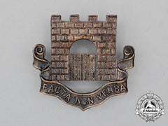 A Fort Garry Horse Cap Badge