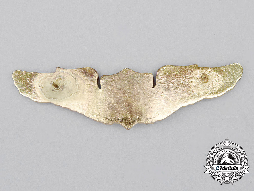 a_cuban_air_force_student_pilot_badge_cc_0661