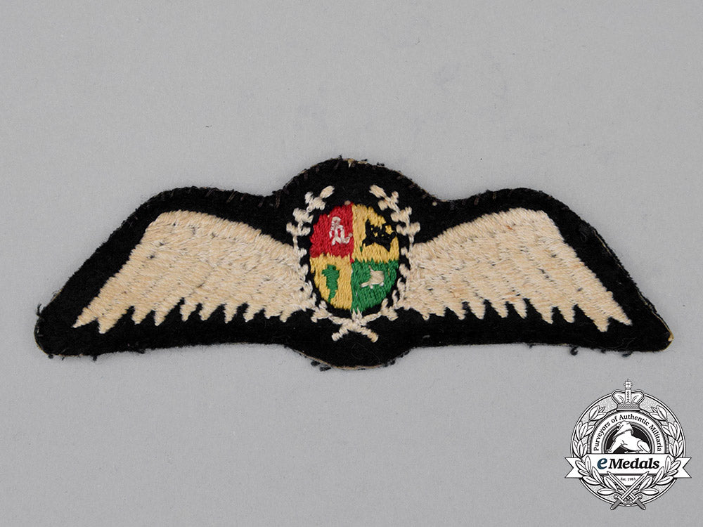 a_republic_of_south_africa_air_force(_saaf)_pilot's_wing_cc_0691