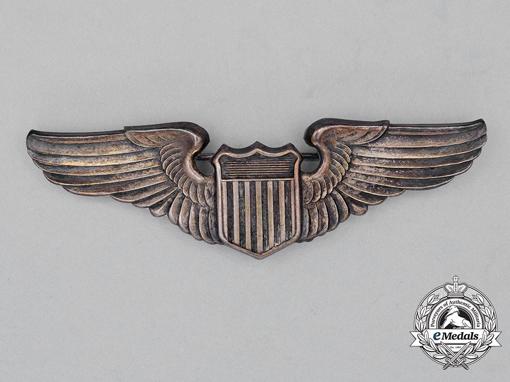 an_early_united_states_army_air_corps(_usaac)10_th_air_group_pilot's_wing_cc_0702