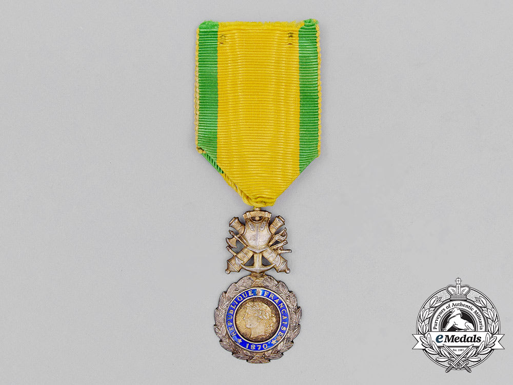 a_french_military_medal,_type_iv_cc_0729