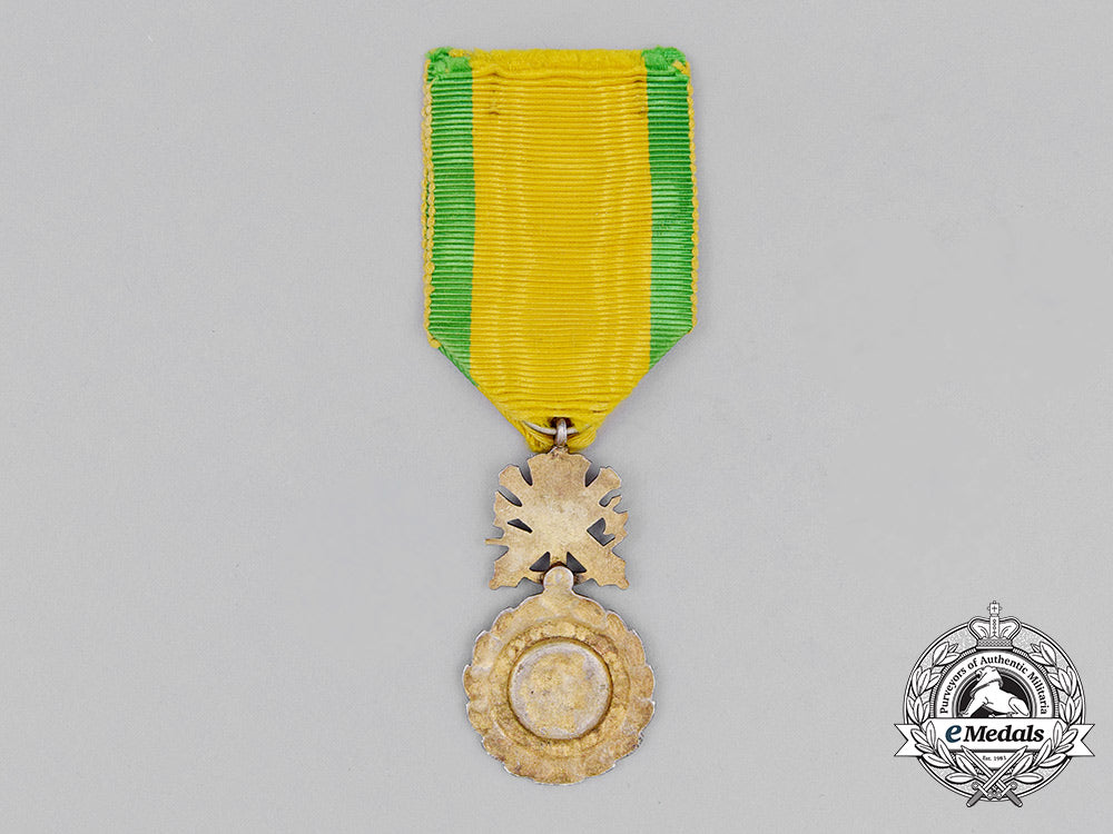 a_french_military_medal,_type_iv_cc_0732