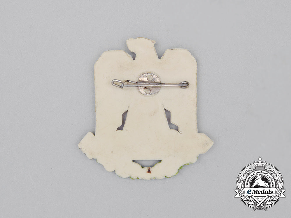 a_third_reich_period_german“_fit_for_military_service”_badge_cc_0786